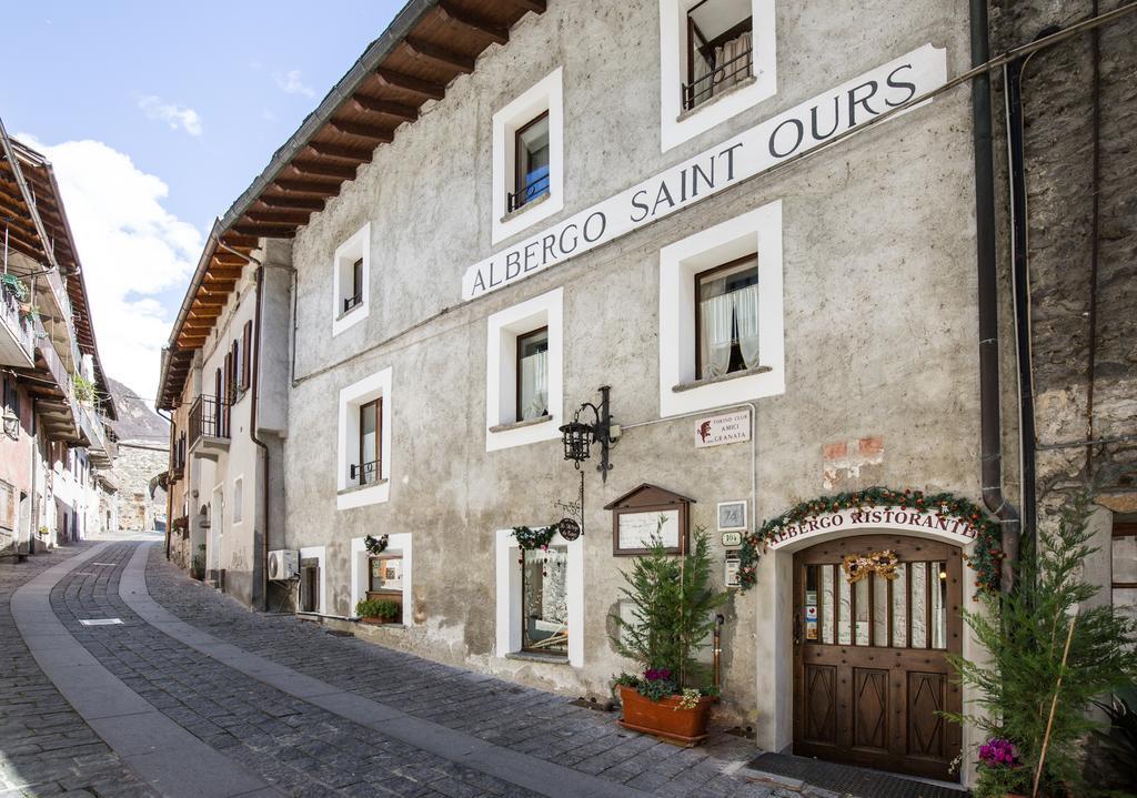 Hotel Le Coeur Du Pont Donnaz Esterno foto